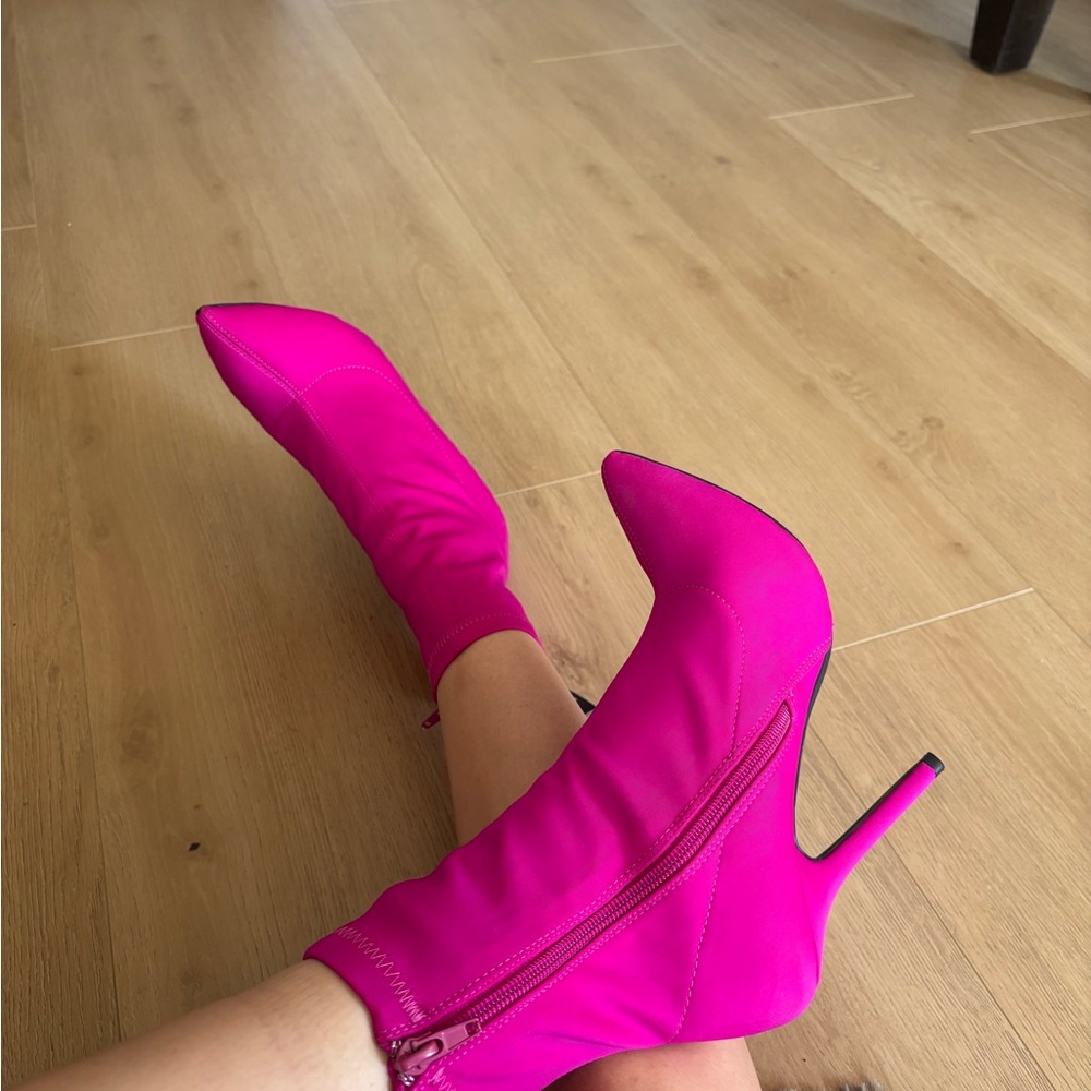 Vibrant pink Sock Ankle Boots